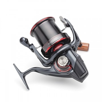 DAIWA tournament basia 45 scw qd