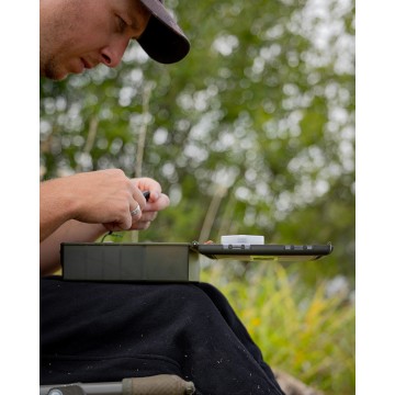FOX “loaded” medium tackle box Fox articoli per la pesca
