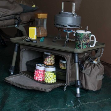 AVID CARP bivvy organiser Avid Carp