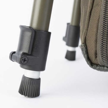 AVID CARP bivvy organiser Avid Carp