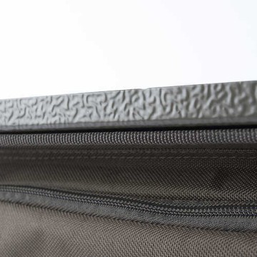 AVID CARP bivvy organiser Avid Carp
