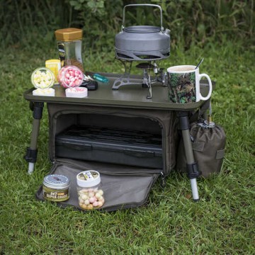 AVID CARP bivvy organiser Avid Carp