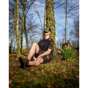 Fox Black/Camo Outline T-Shirt Fox articoli per la pesca