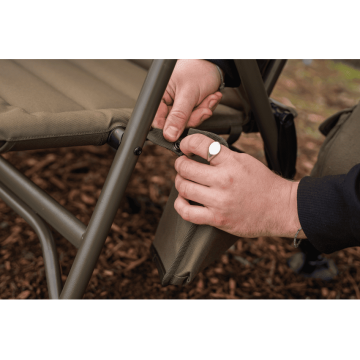 Revolve Armchair Avid carp Avid Carp