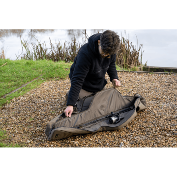 AVID CARP RVS Retractable rod bag Avid Carp