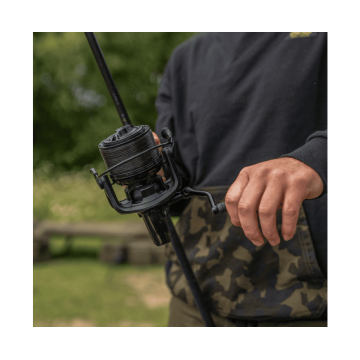 AVID CARP Ex-Cast 12000 Avid Carp