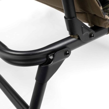 TRAKKER levelite camo longback chair Trakker