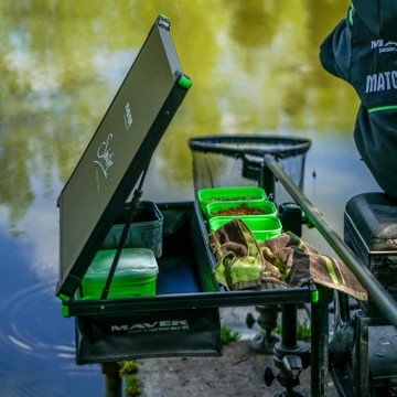 Signature SXi 36 Side Tray W/Awning Maver articoli da pesca