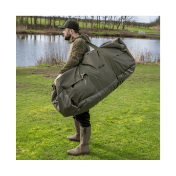 AVID CARP inflatahouse Avid Carp